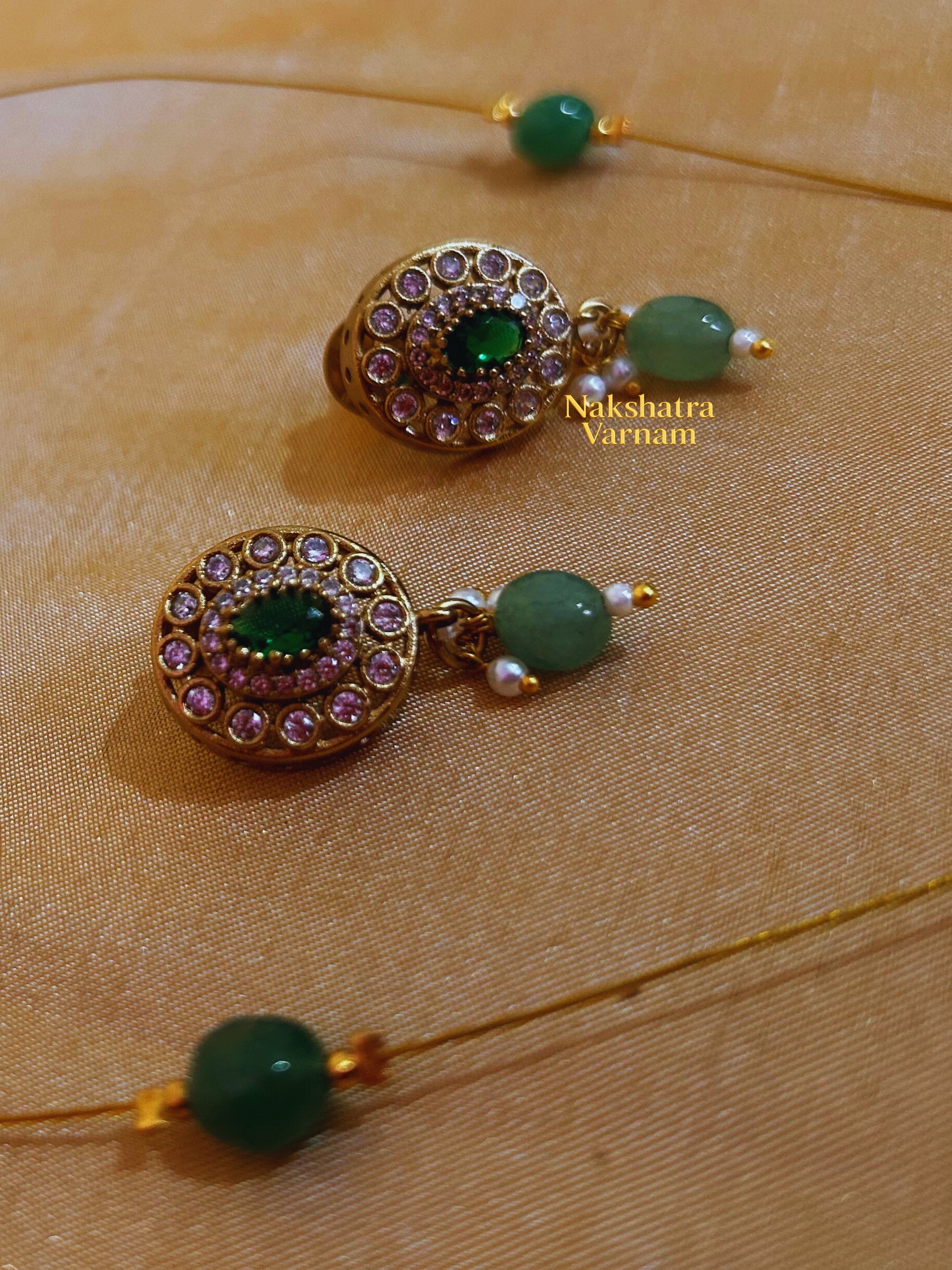 Invisible Chain AD Green stone pendant Set