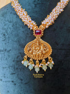 Cluster pearl neckset