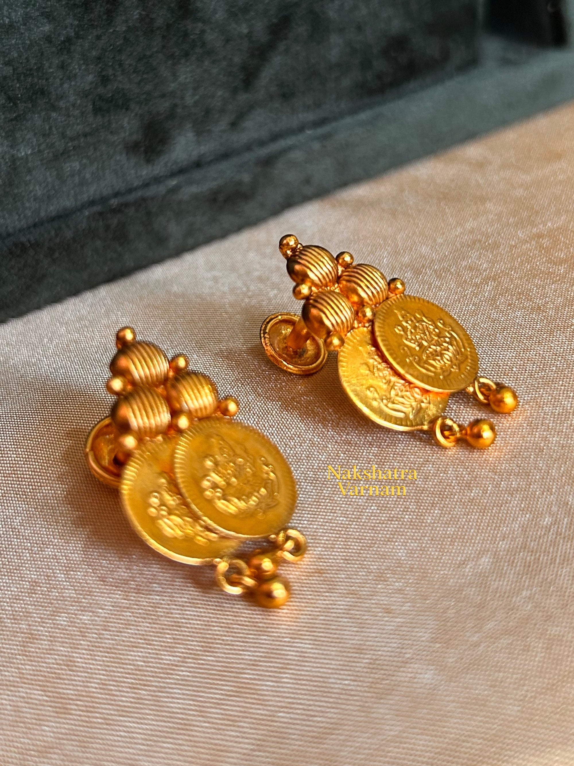 Short gold coin Haram